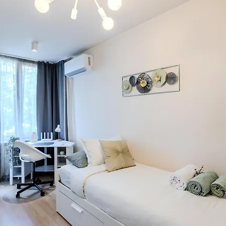 Dimora Serenity, 2bdr , Ndk, Garage & Parking Lägenhet Sofia